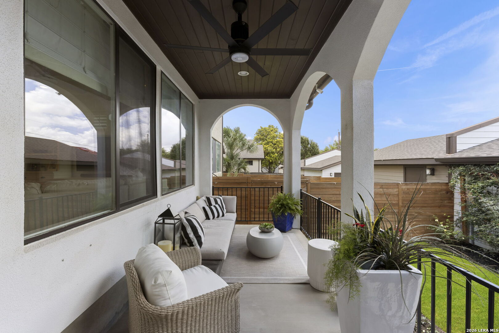 334 E Olmos Dr.
