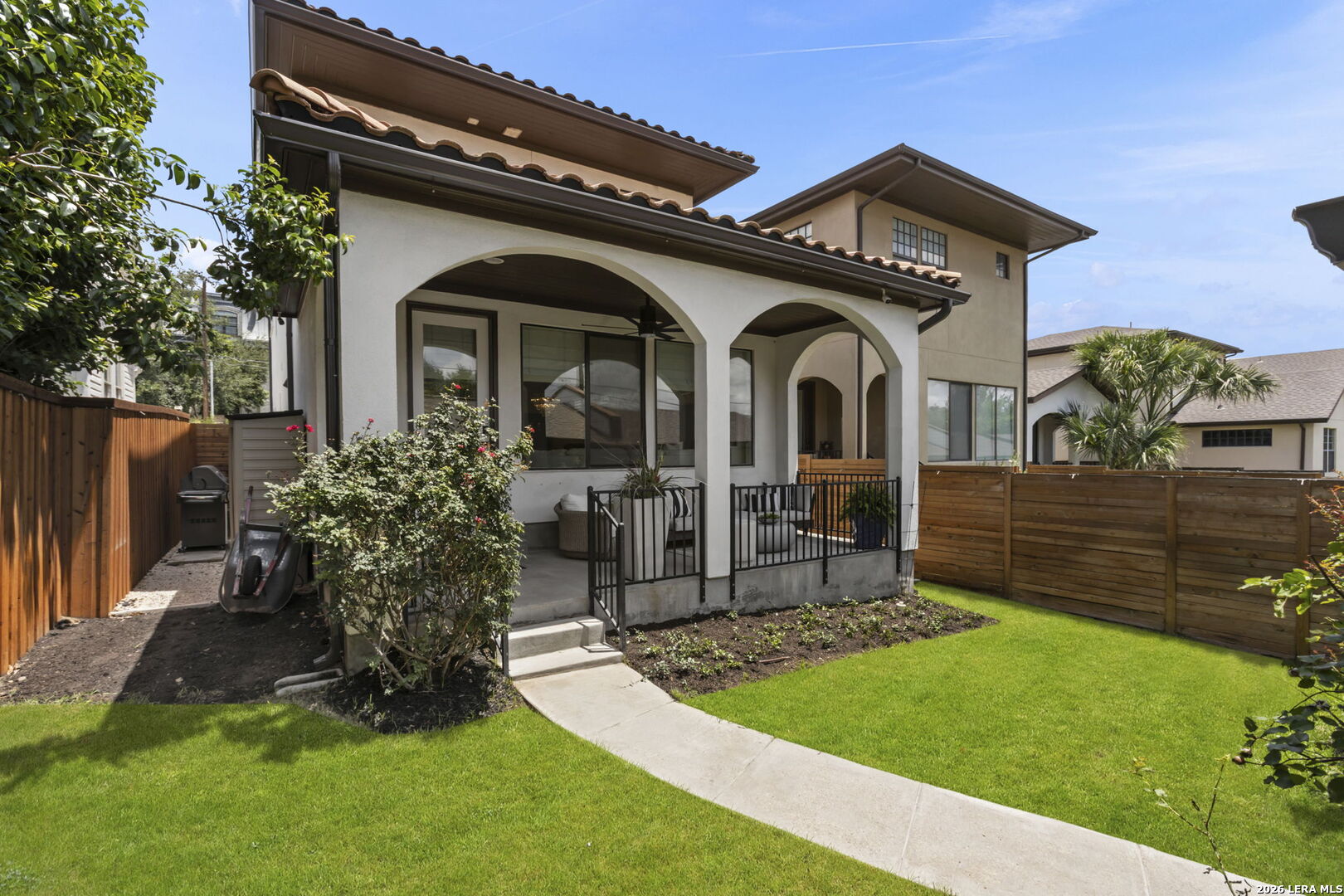334 E Olmos Dr.