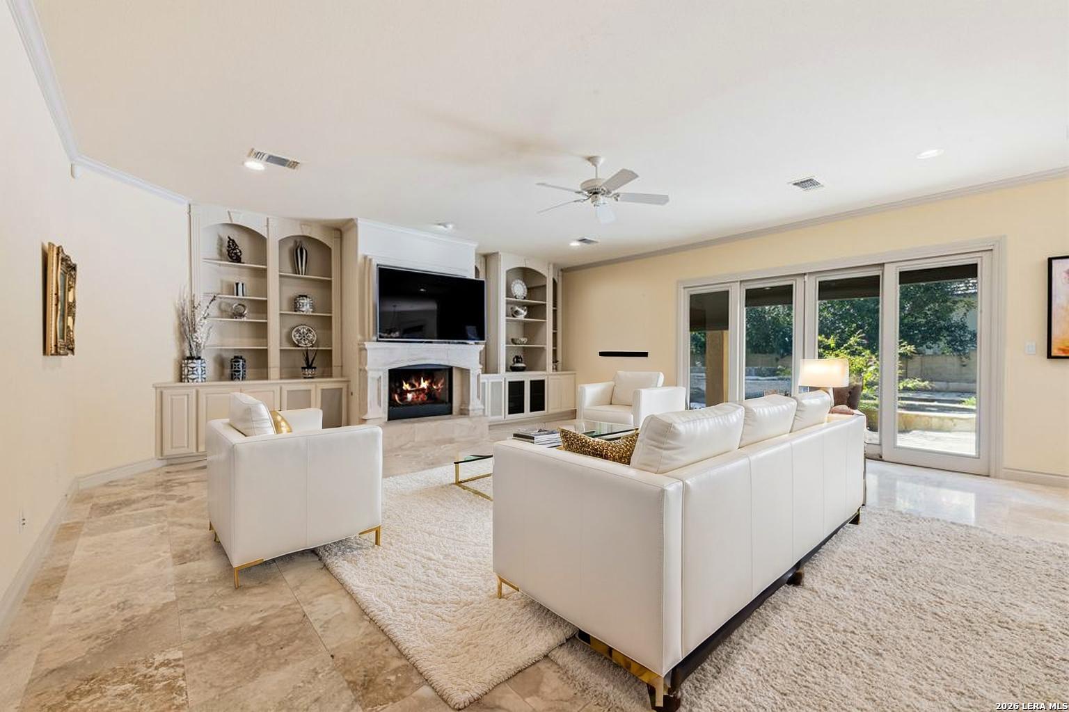 519 Blackjack Oak