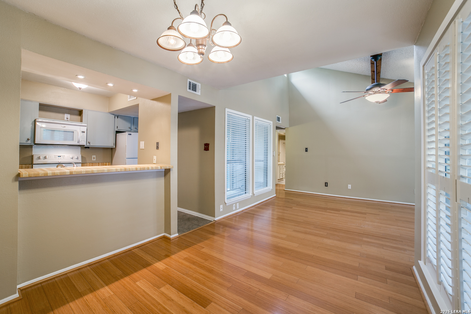 3843 Barrington St 242K