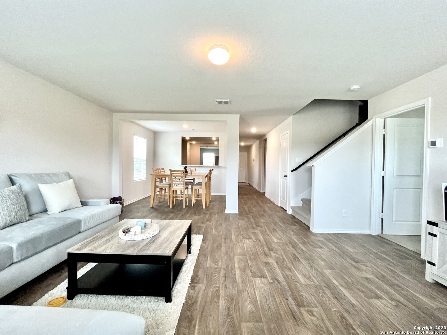 2526 WENTWOOD RUN