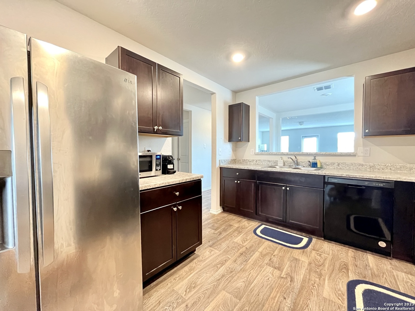 2526 WENTWOOD RUN