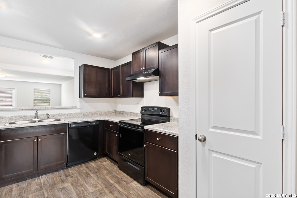 2526 WENTWOOD RUN