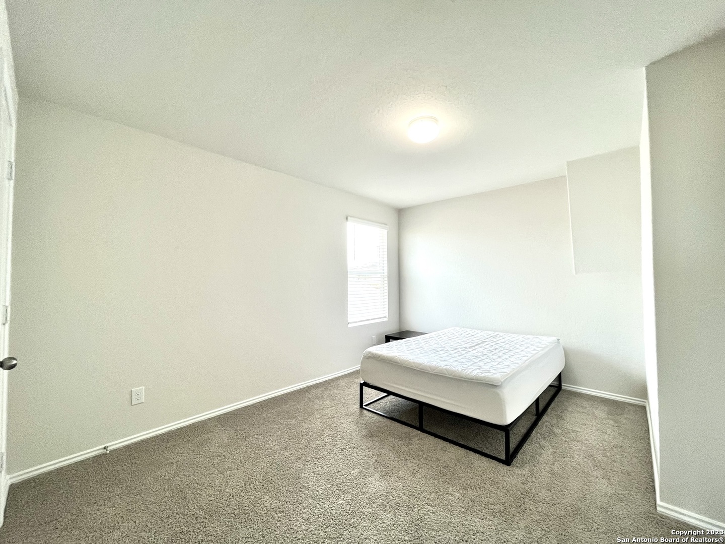 2526 WENTWOOD RUN