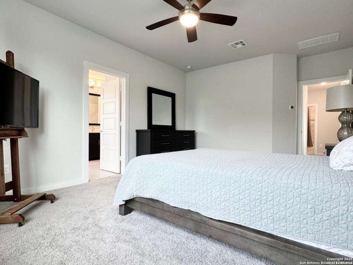 5843 Whitby UNIT 13