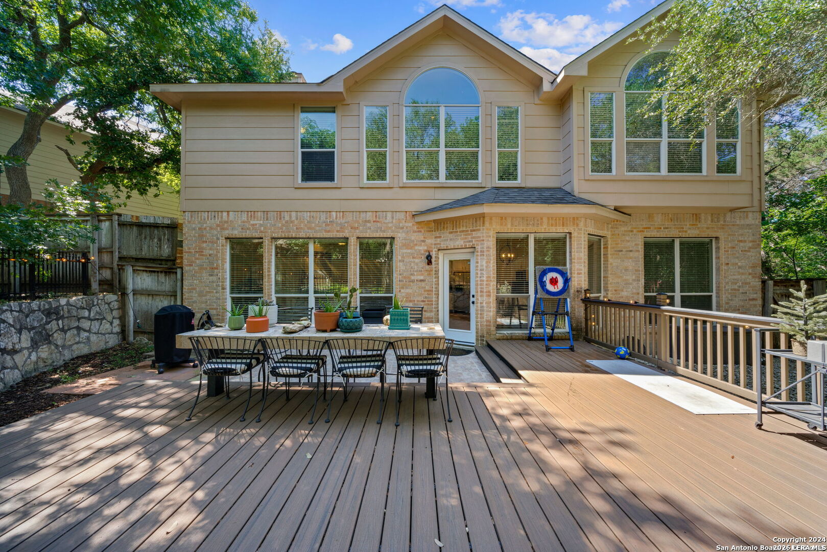 614 CYPRESS TRL