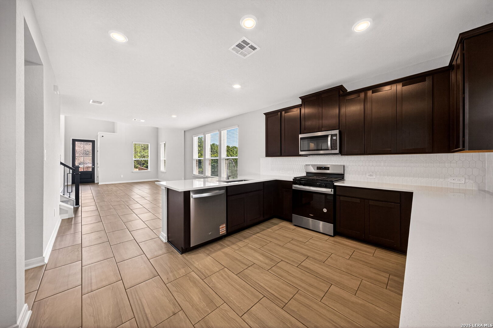 5703 BETHS WAY