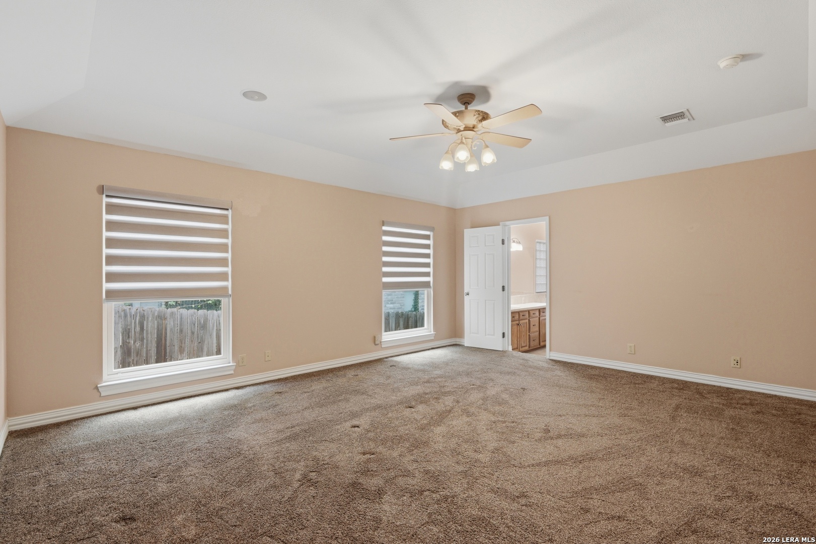 8 Donore Cir