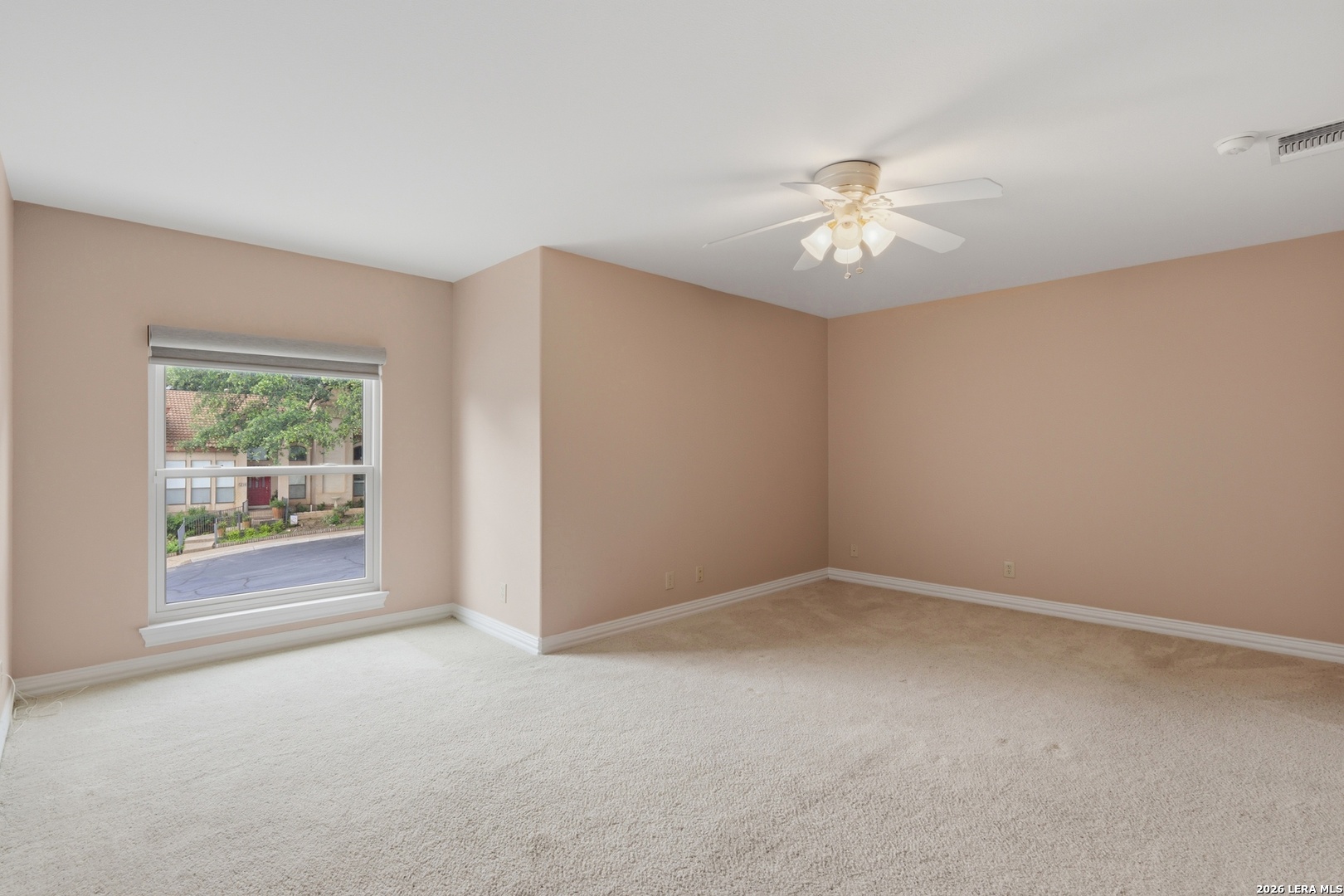 8 Donore Cir