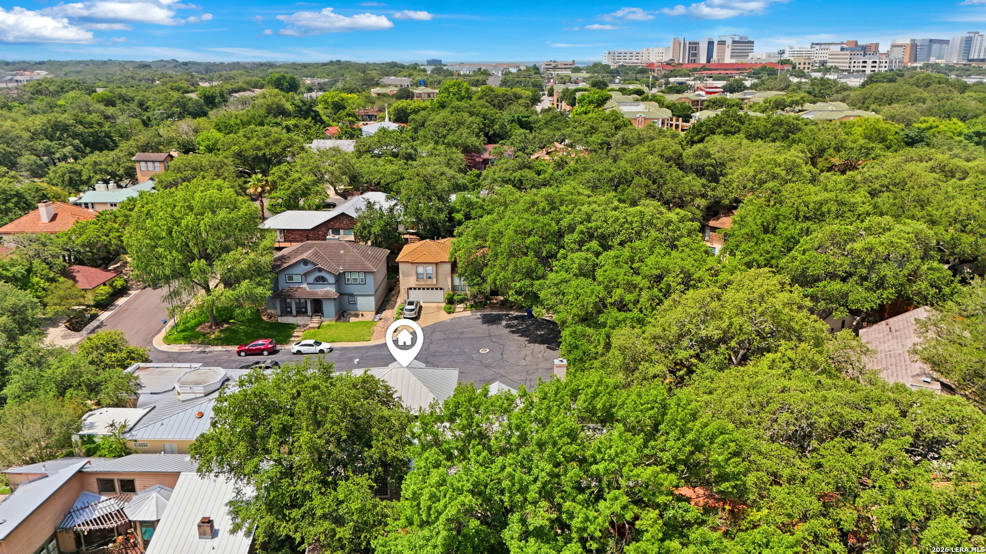 8 Donore Cir