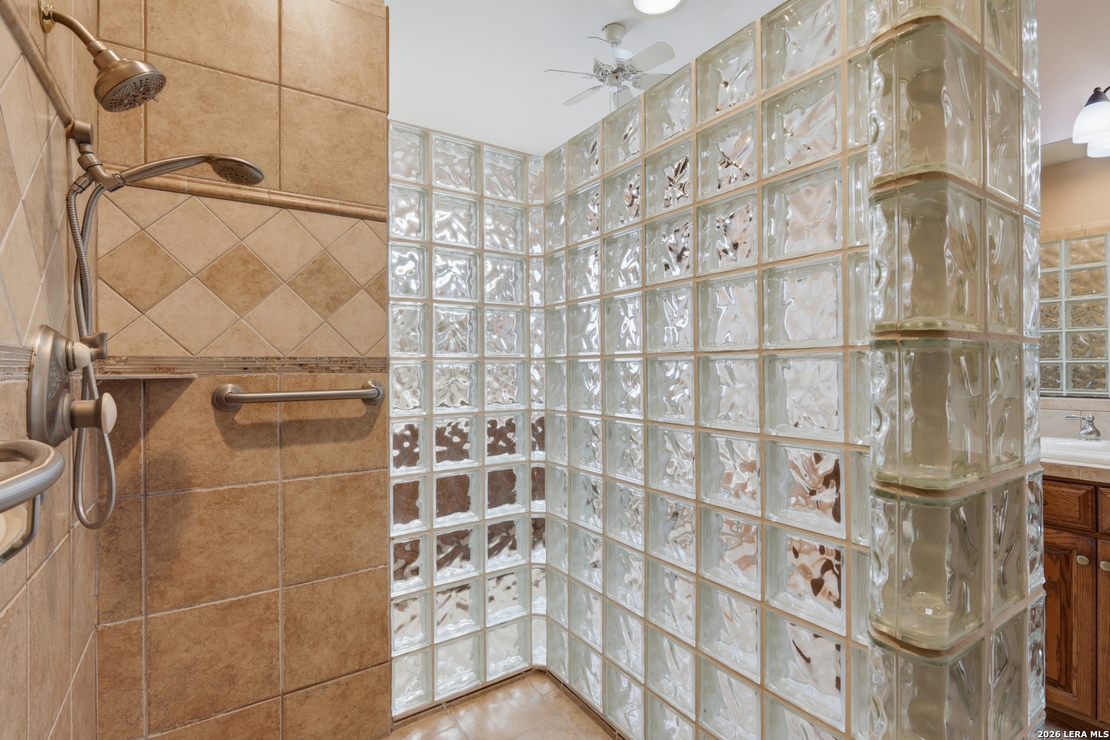 8 Donore Cir