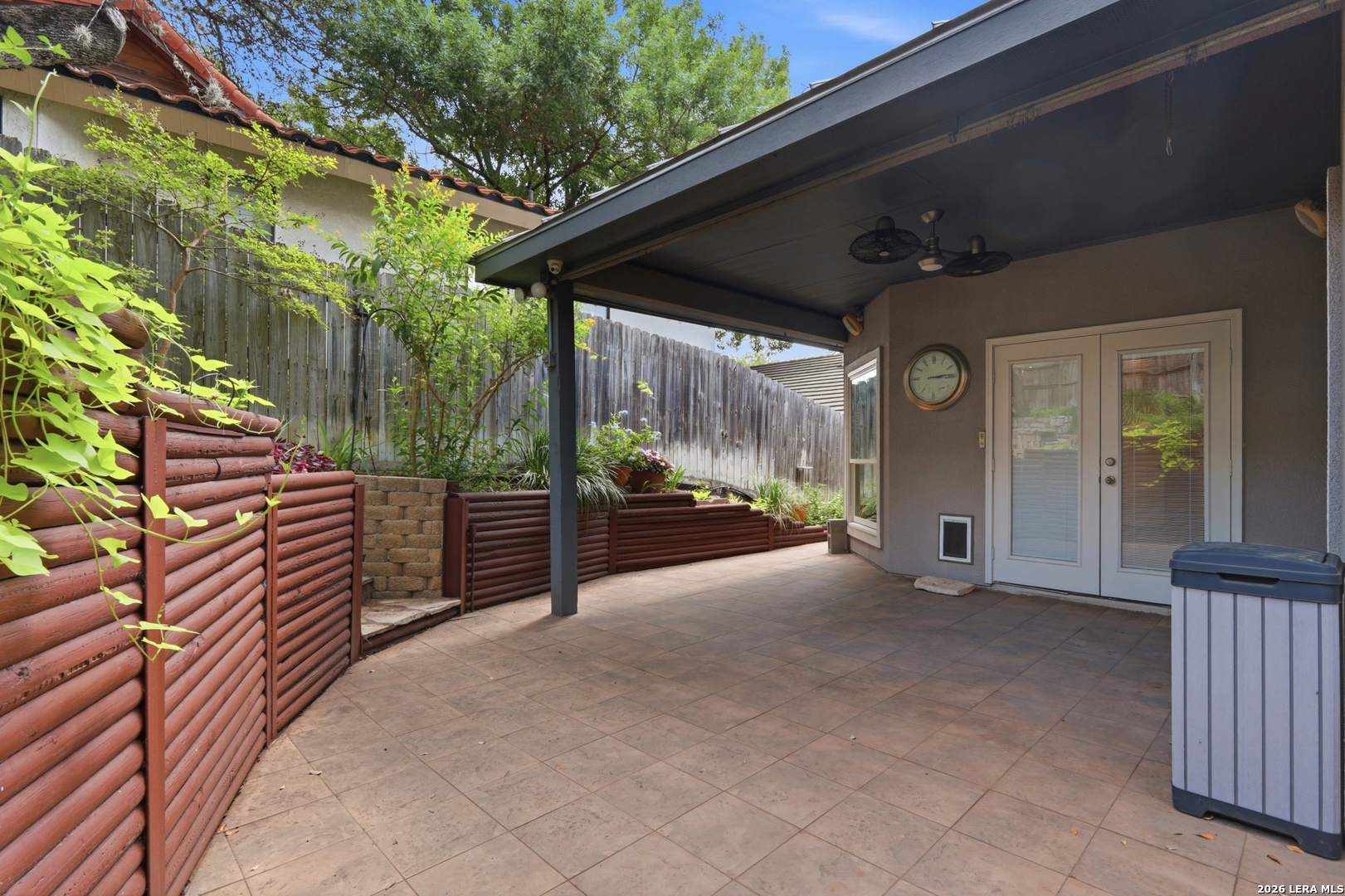 8 Donore Cir