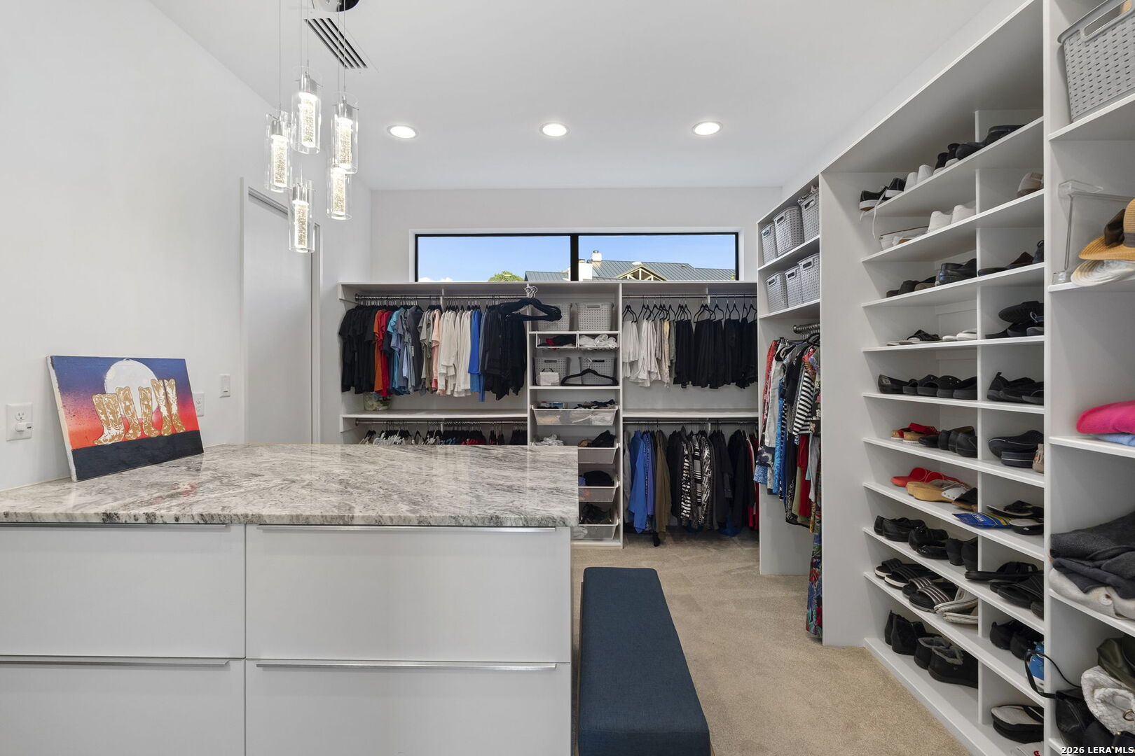 352 Arthur Ct