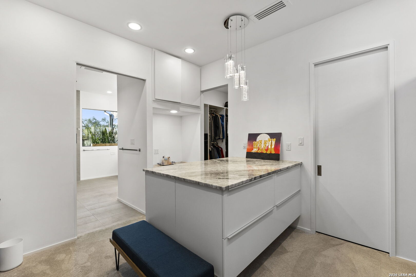 352 Arthur Ct
