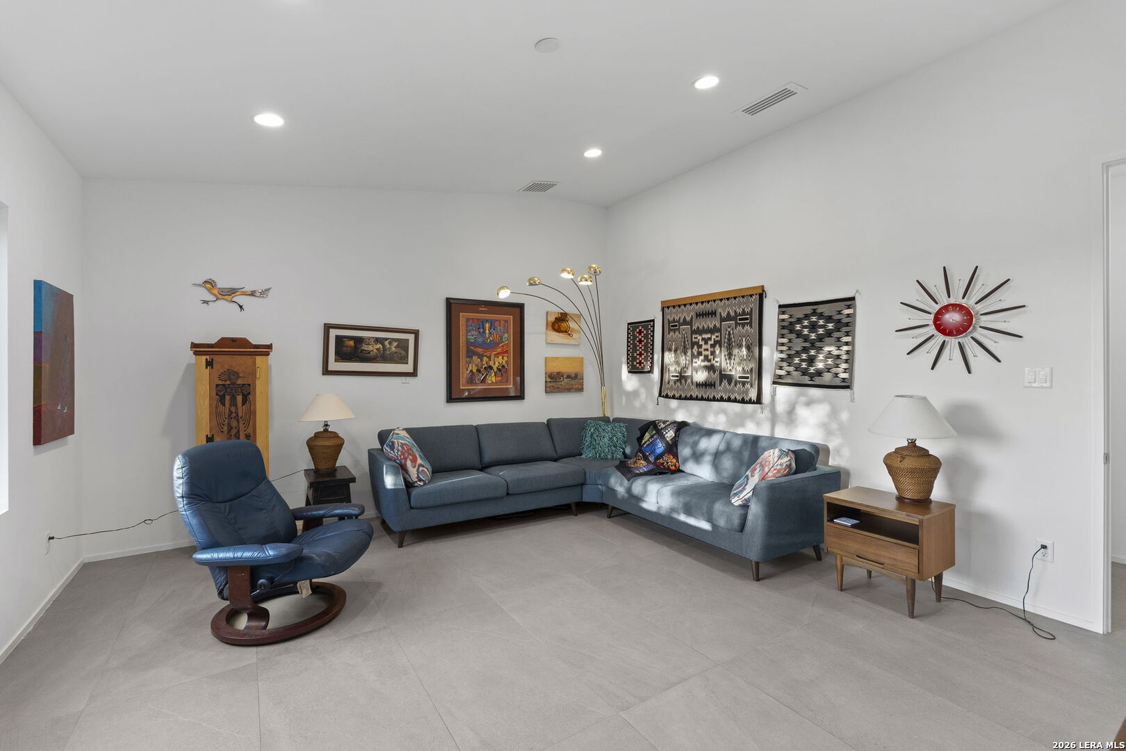 352 Arthur Ct