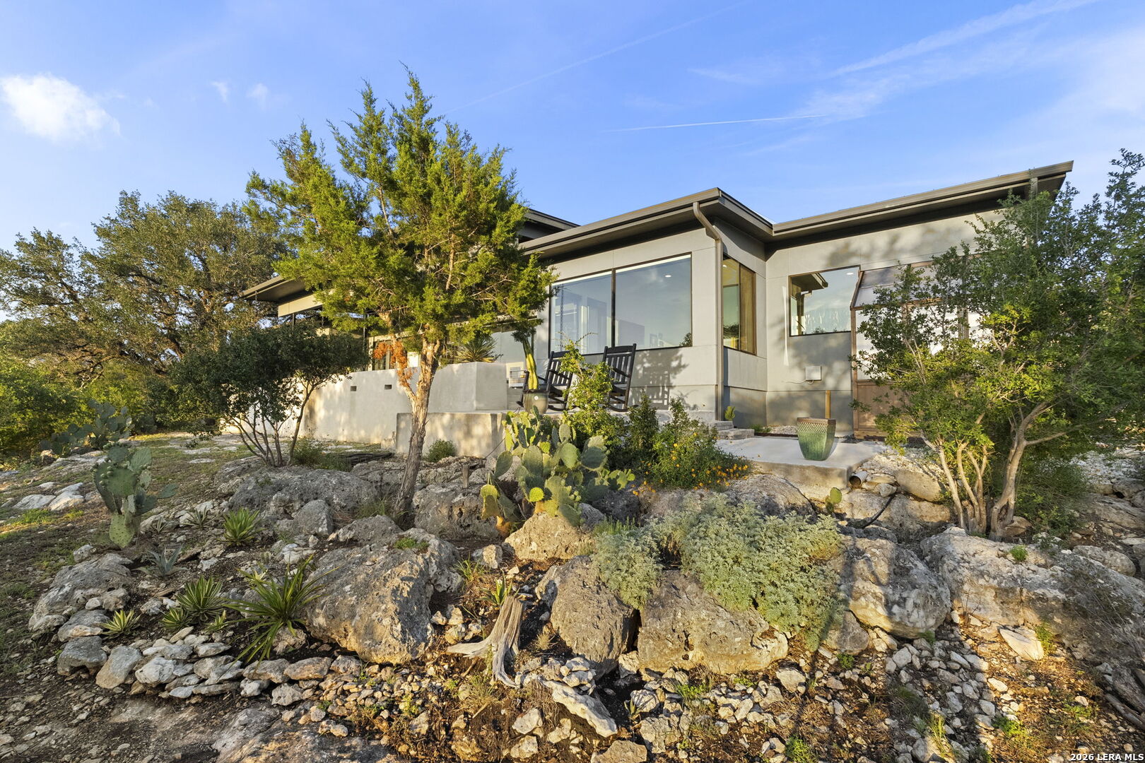 352 Arthur Ct