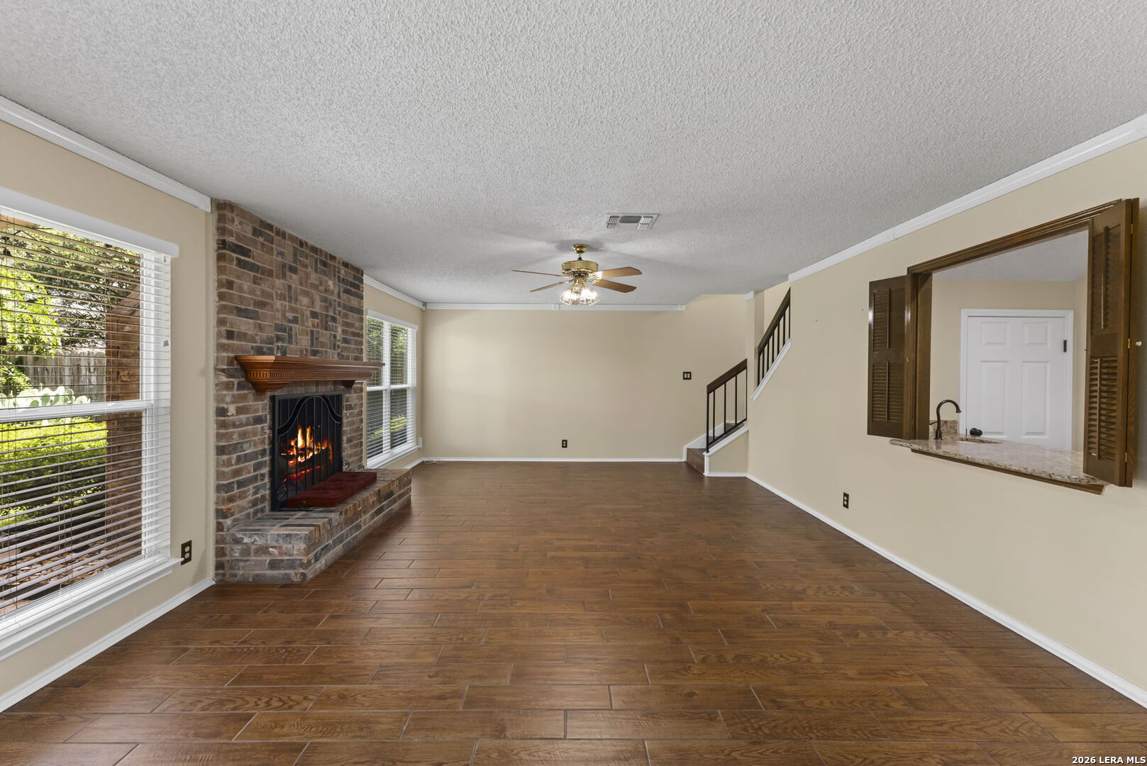 19915 ENCINO RIDGE ST