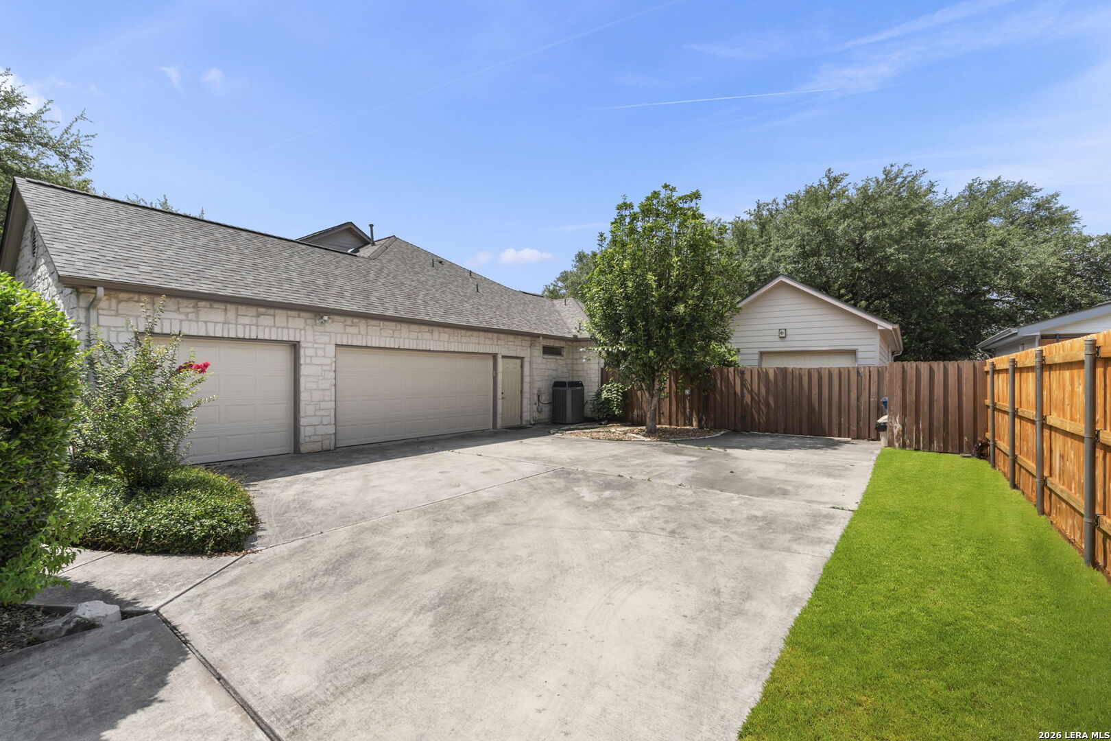 9510 Maytum Cir