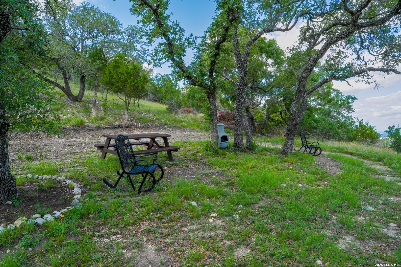 FAR HILLS RANCH 152 Jungfrau Hill Rd.