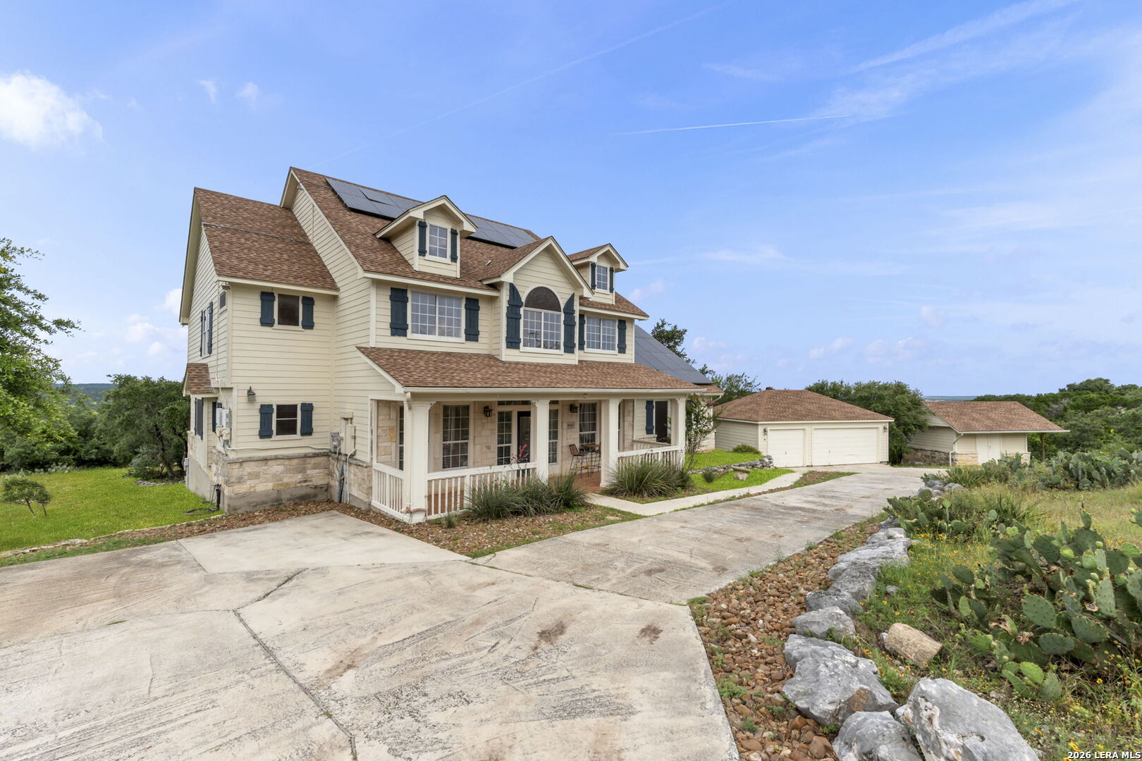 1040 County Road 2720