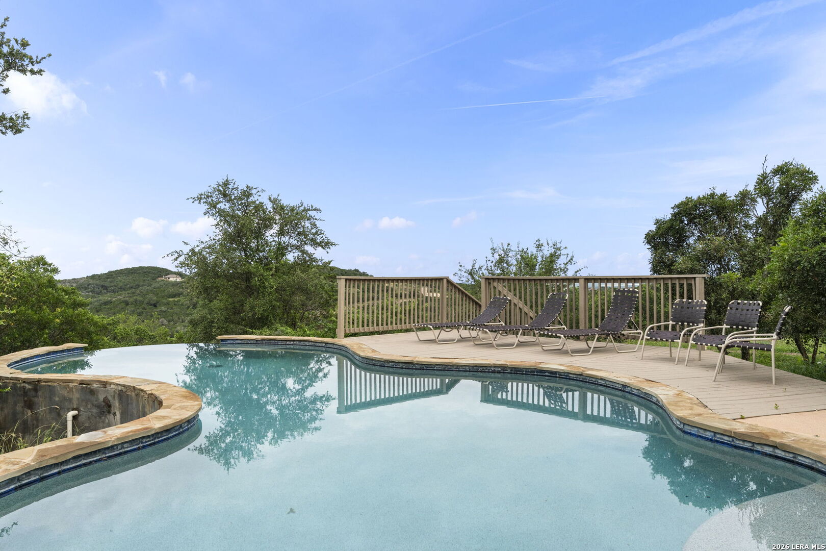 1040 County Road 2720