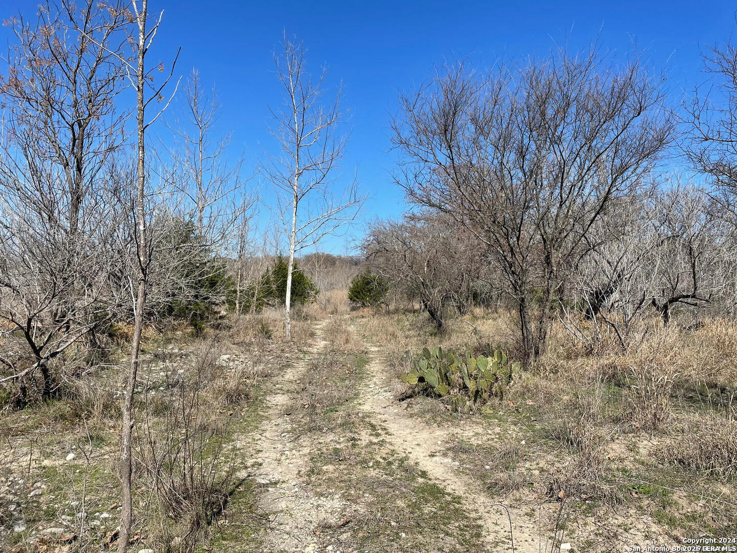 TRACT 30 Highway 16 N
