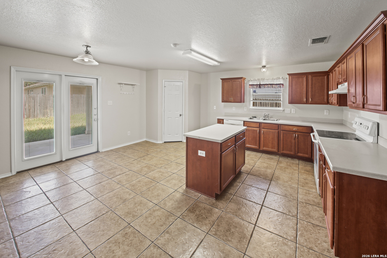 2127 Red Rock Crossing