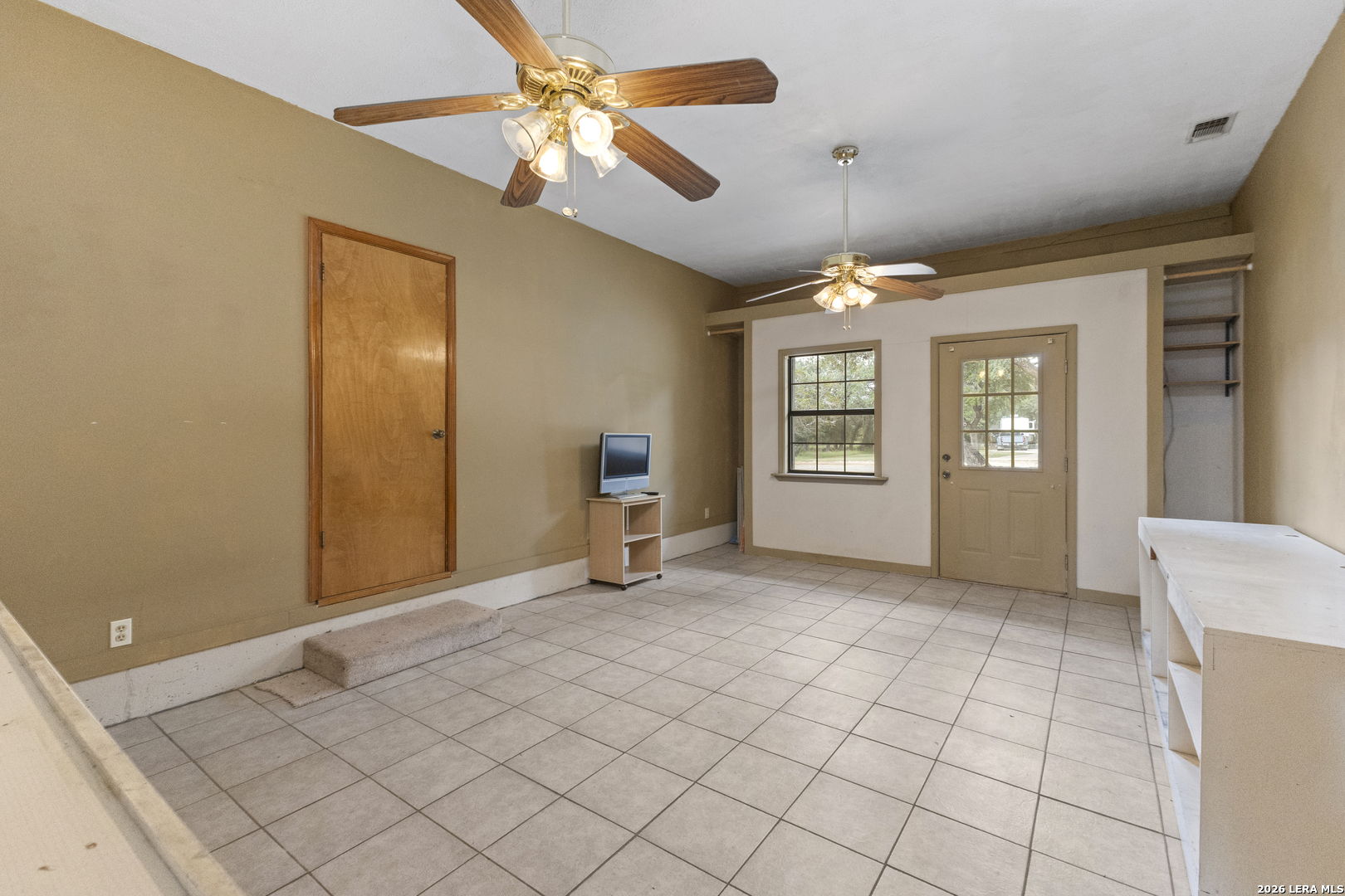 165 SETTLERS CIR