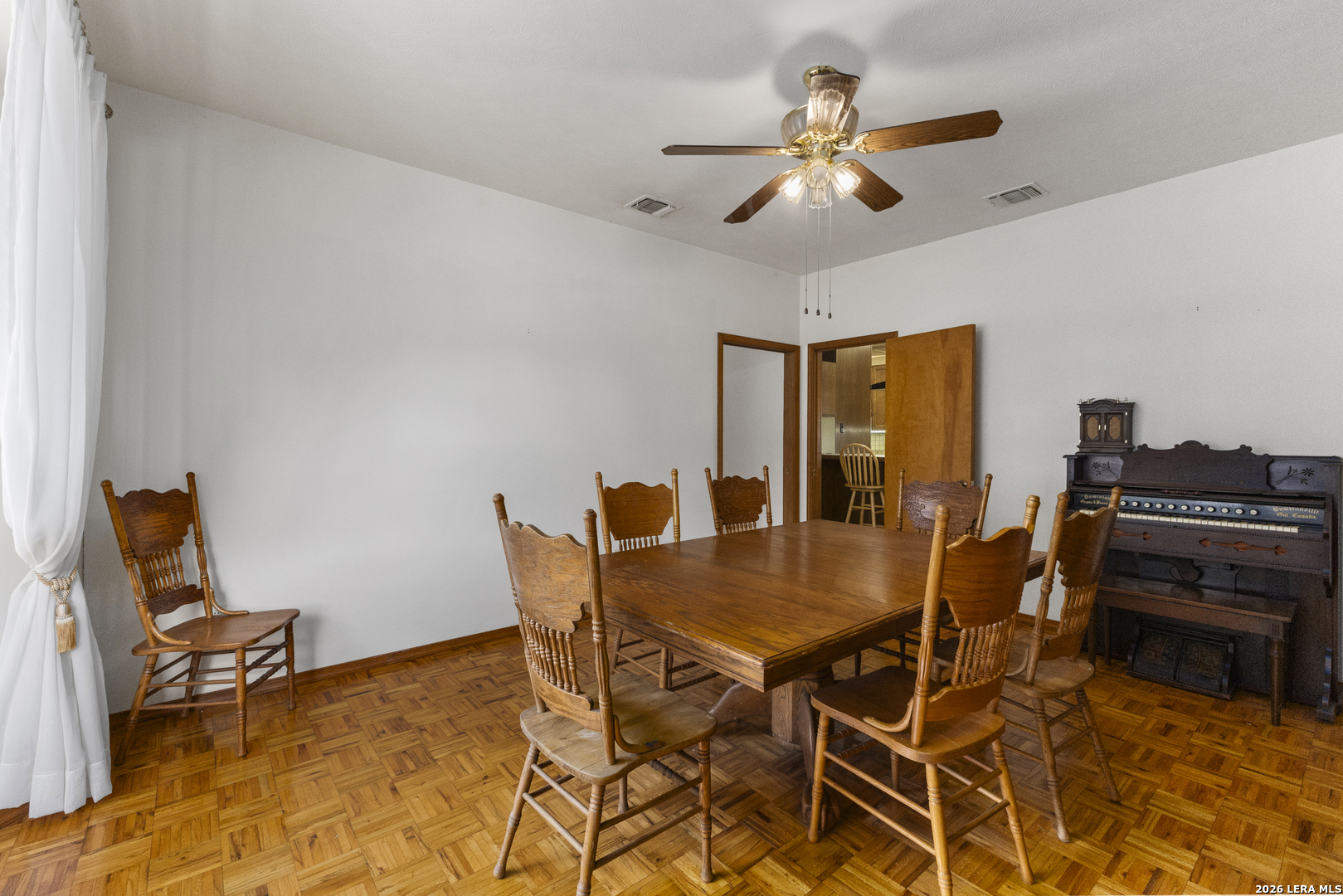 165 SETTLERS CIR