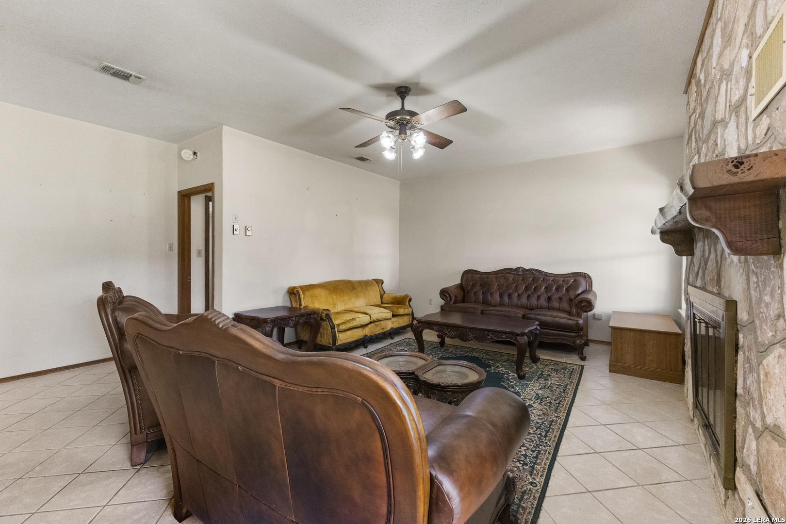 165 SETTLERS CIR