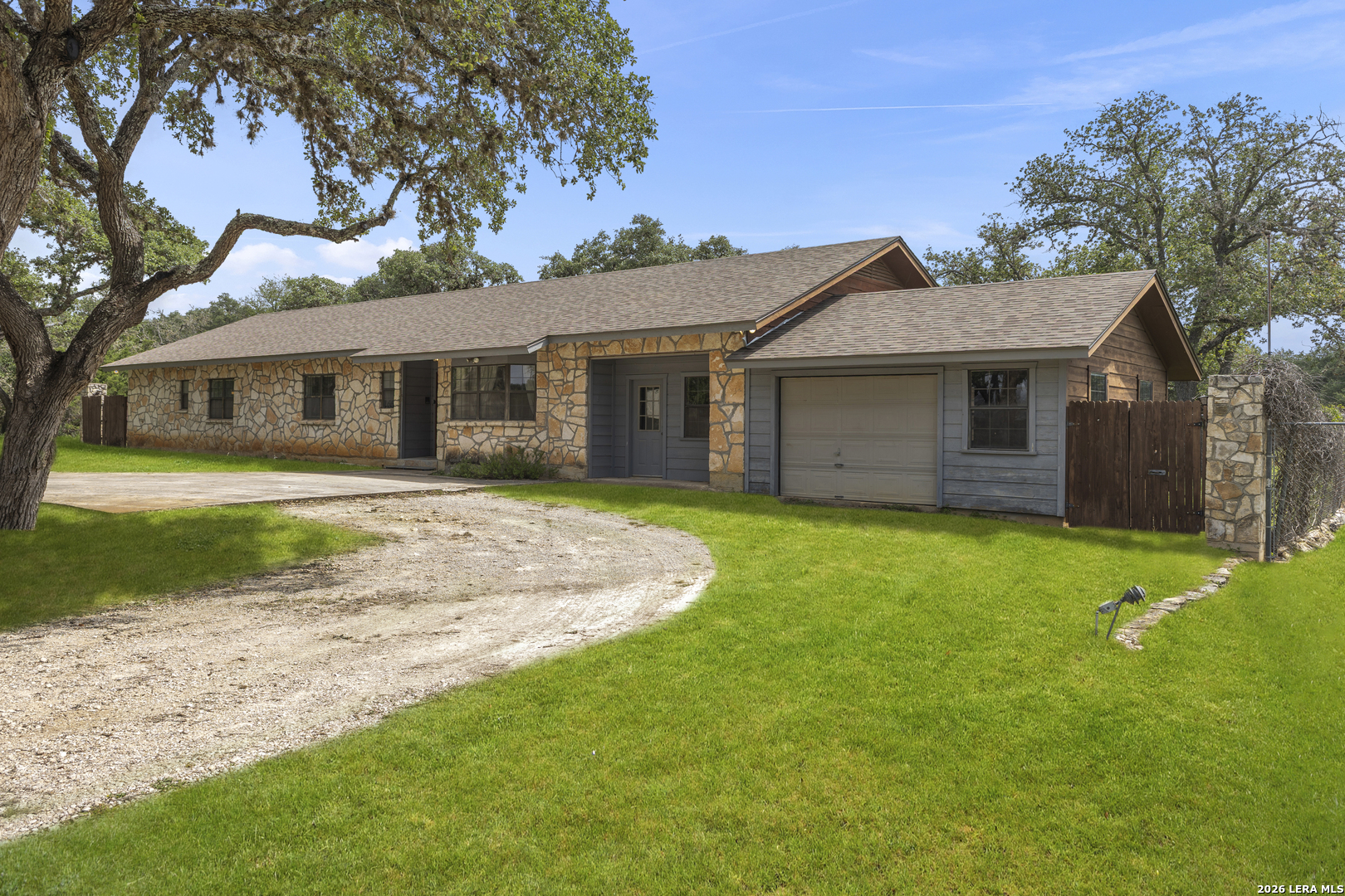 165 SETTLERS CIR