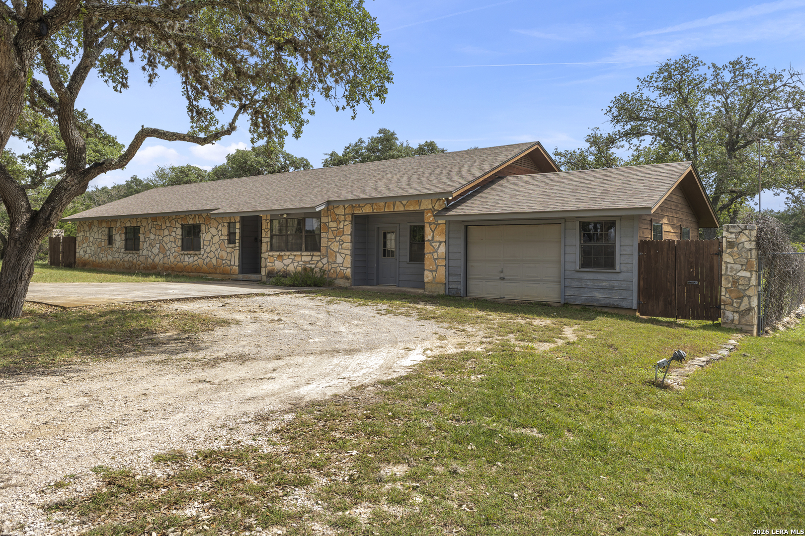 165 SETTLERS CIR