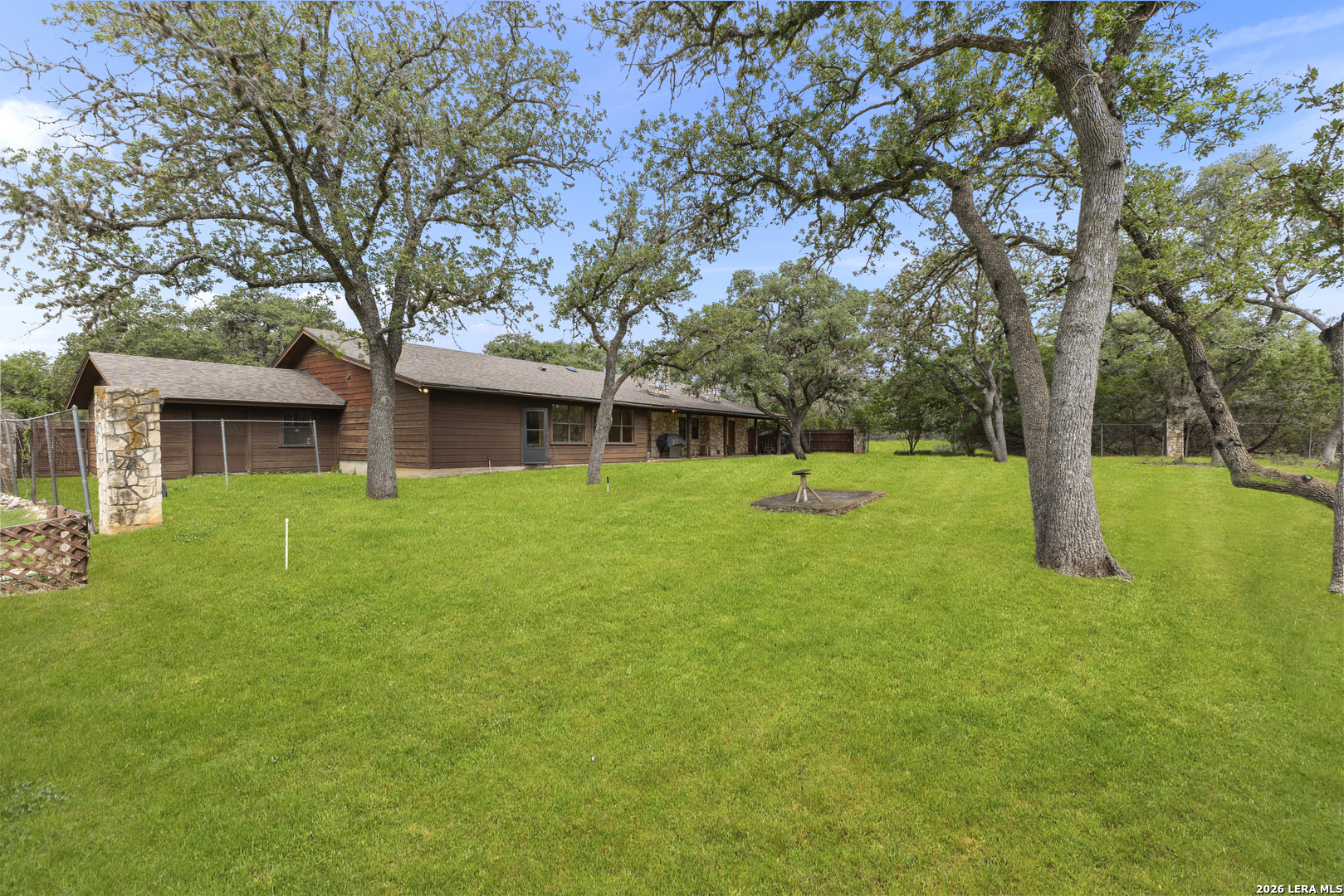 165 SETTLERS CIR