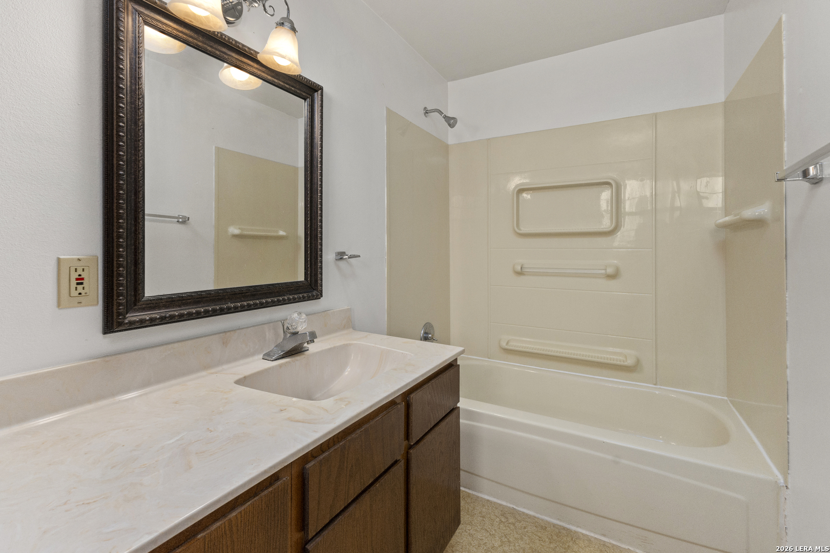165 SETTLERS CIR