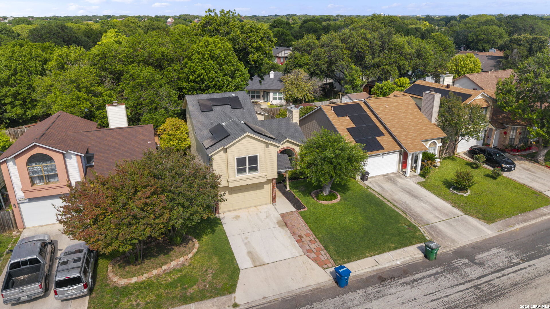 6146 VALLEY CLF