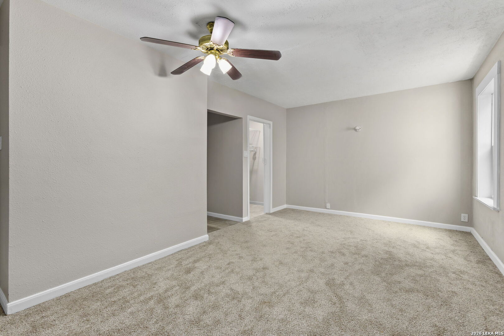 6146 VALLEY CLF