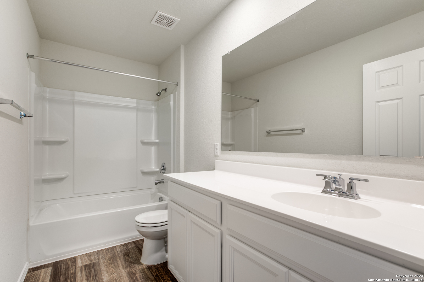 7409 Viridian View