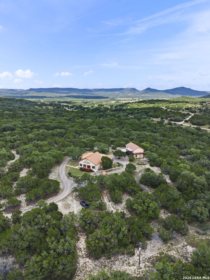573 Hondo Oaks Dr