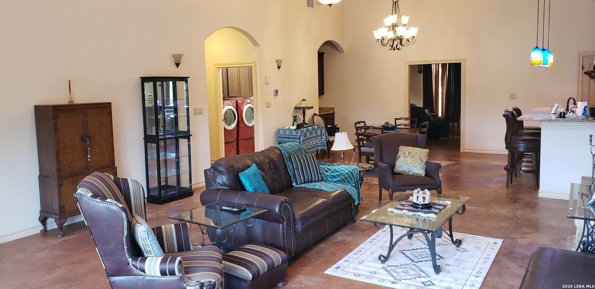 573 Hondo Oaks Dr