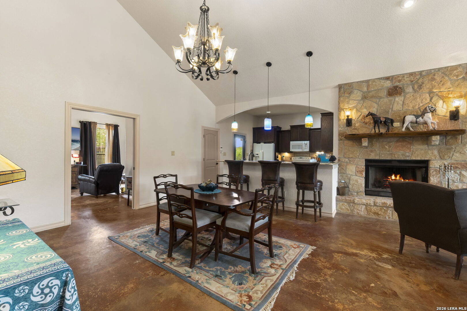 573 Hondo Oaks Dr