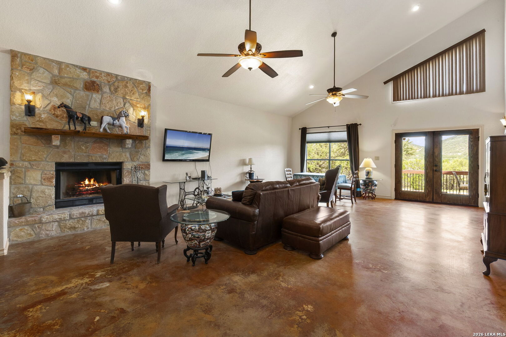573 Hondo Oaks Dr