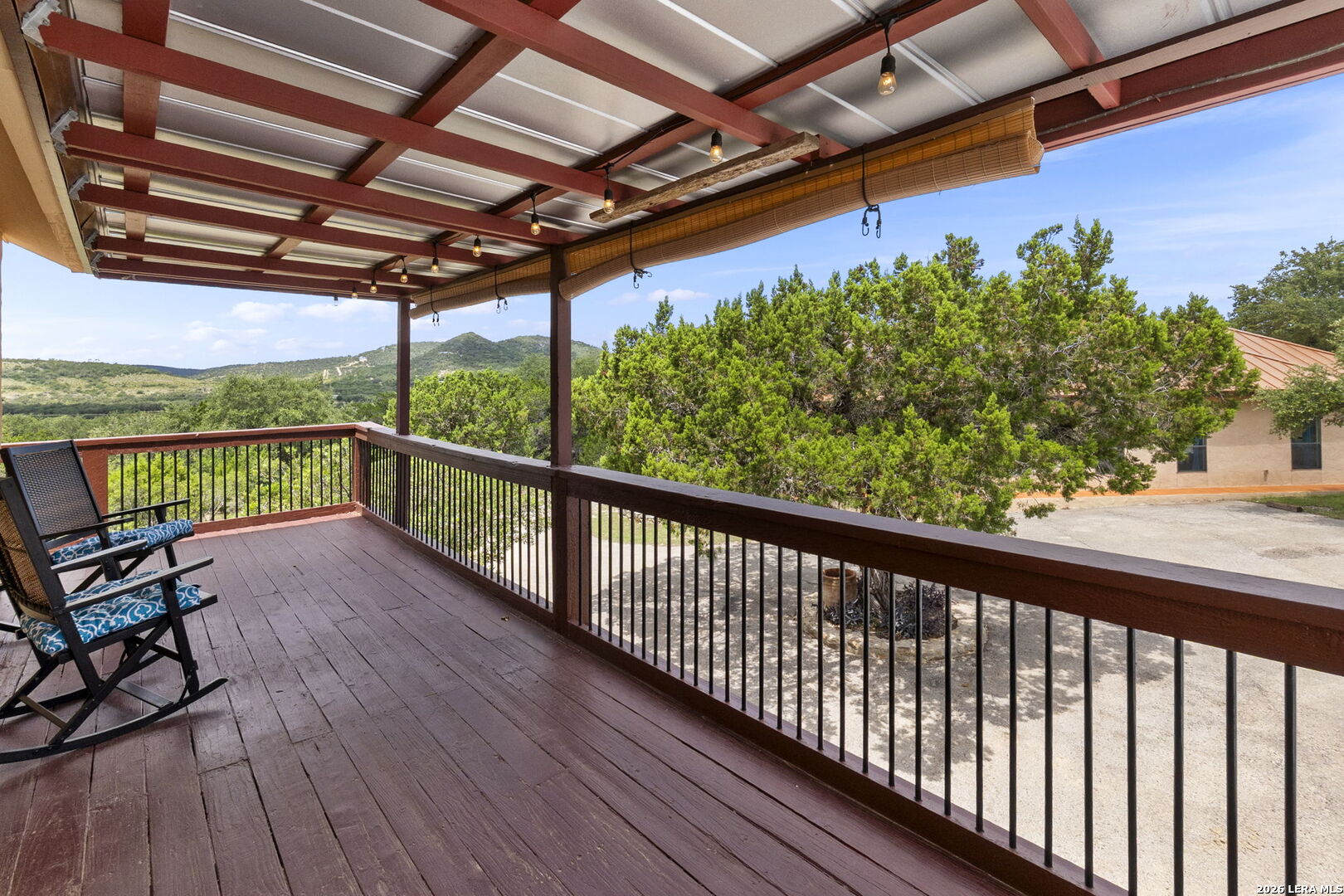 573 Hondo Oaks Dr
