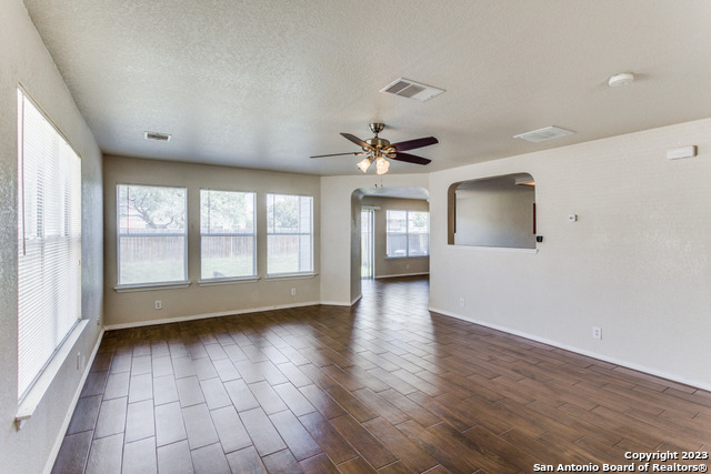 6051 Kensinger Pass