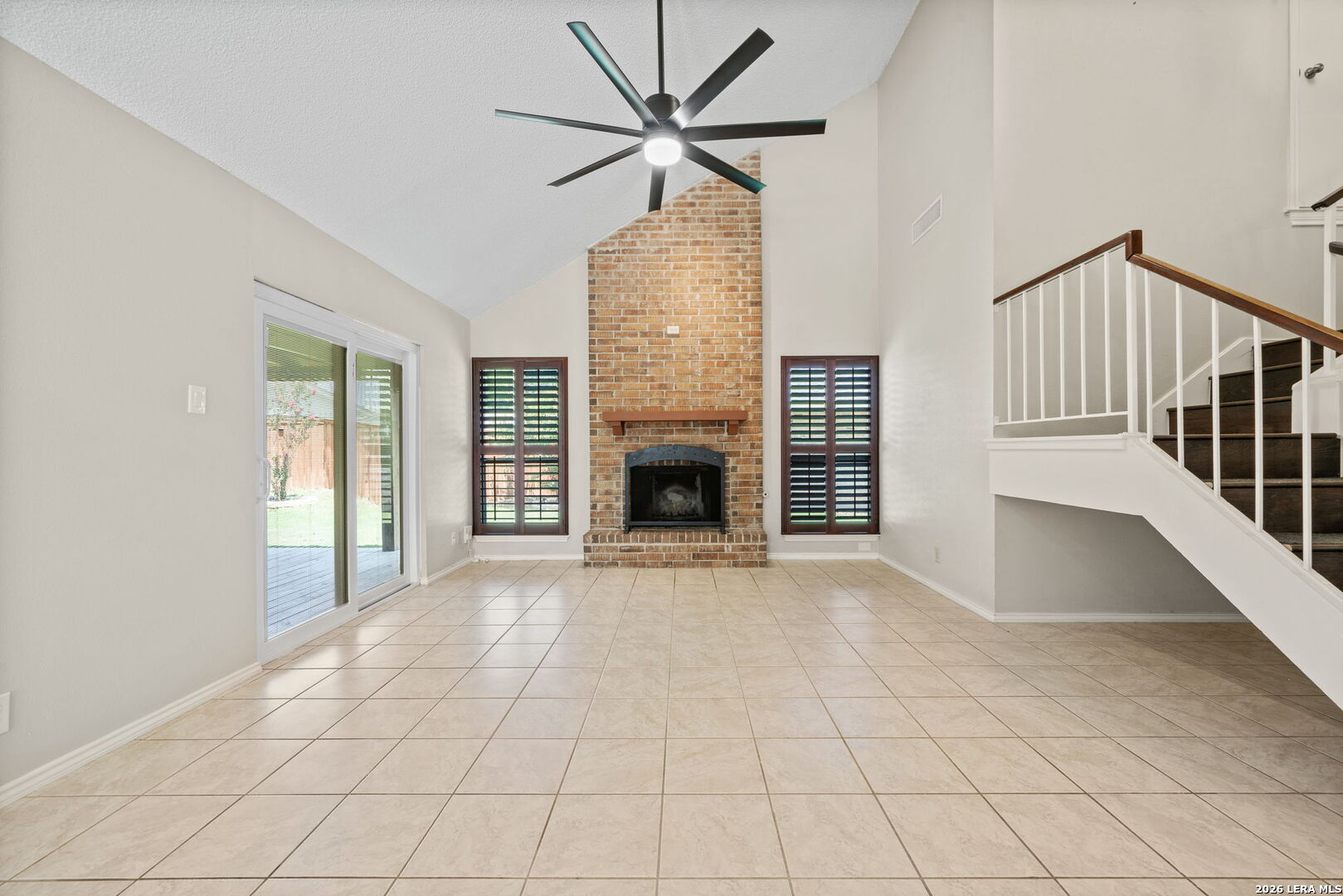2315 SHADY CREST CIR
