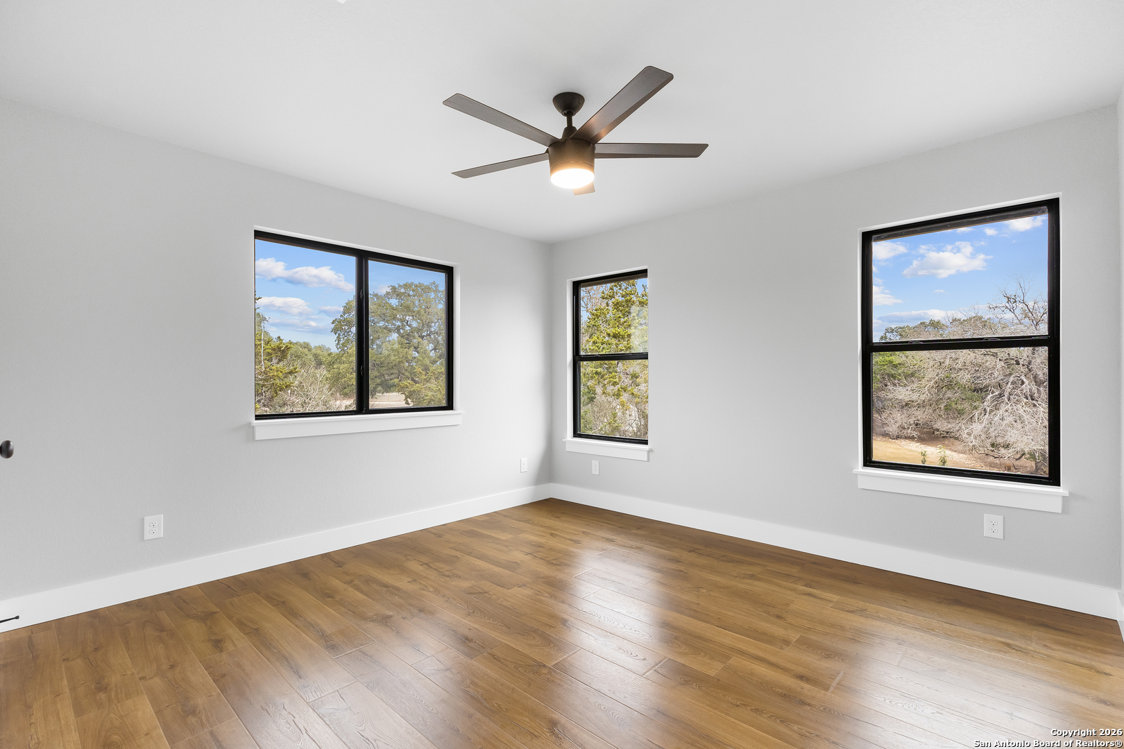 181 DEERWOOD CIR