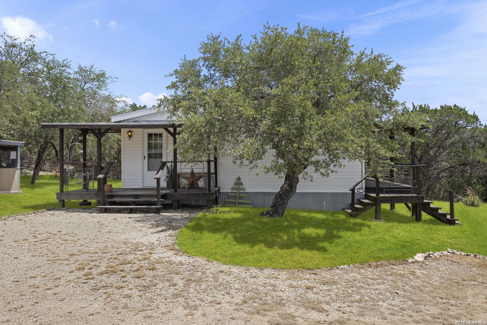 1522 FOREST TRAIL DR