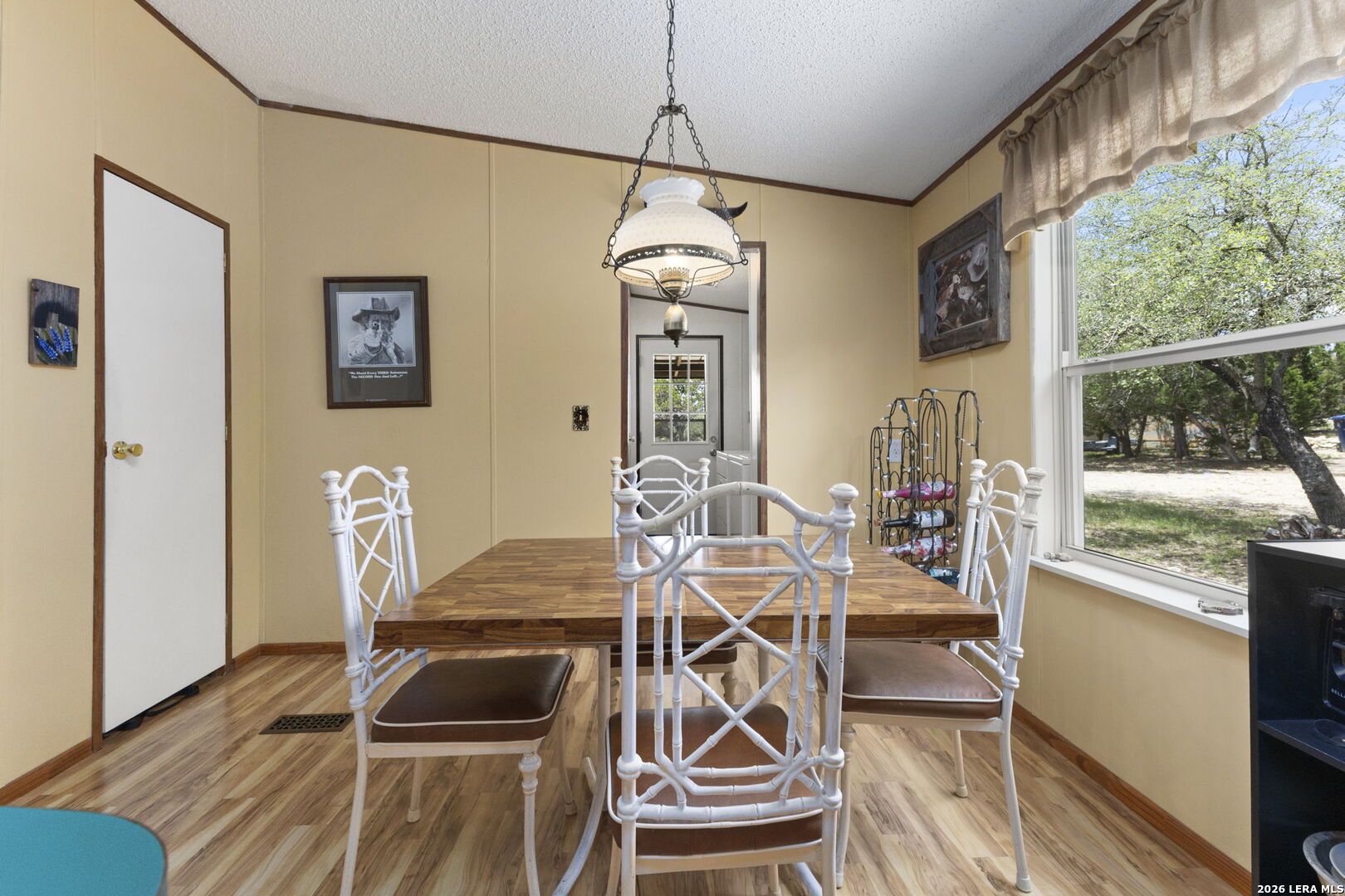 1522 FOREST TRAIL DR