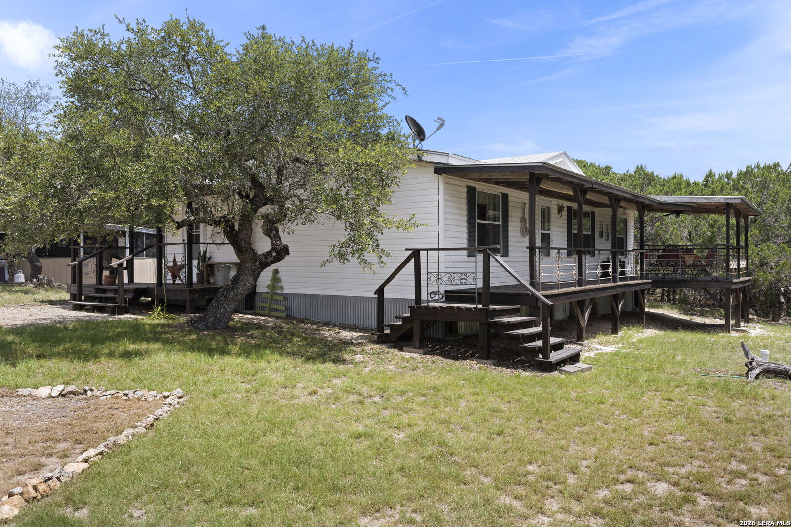 1522 FOREST TRAIL DR
