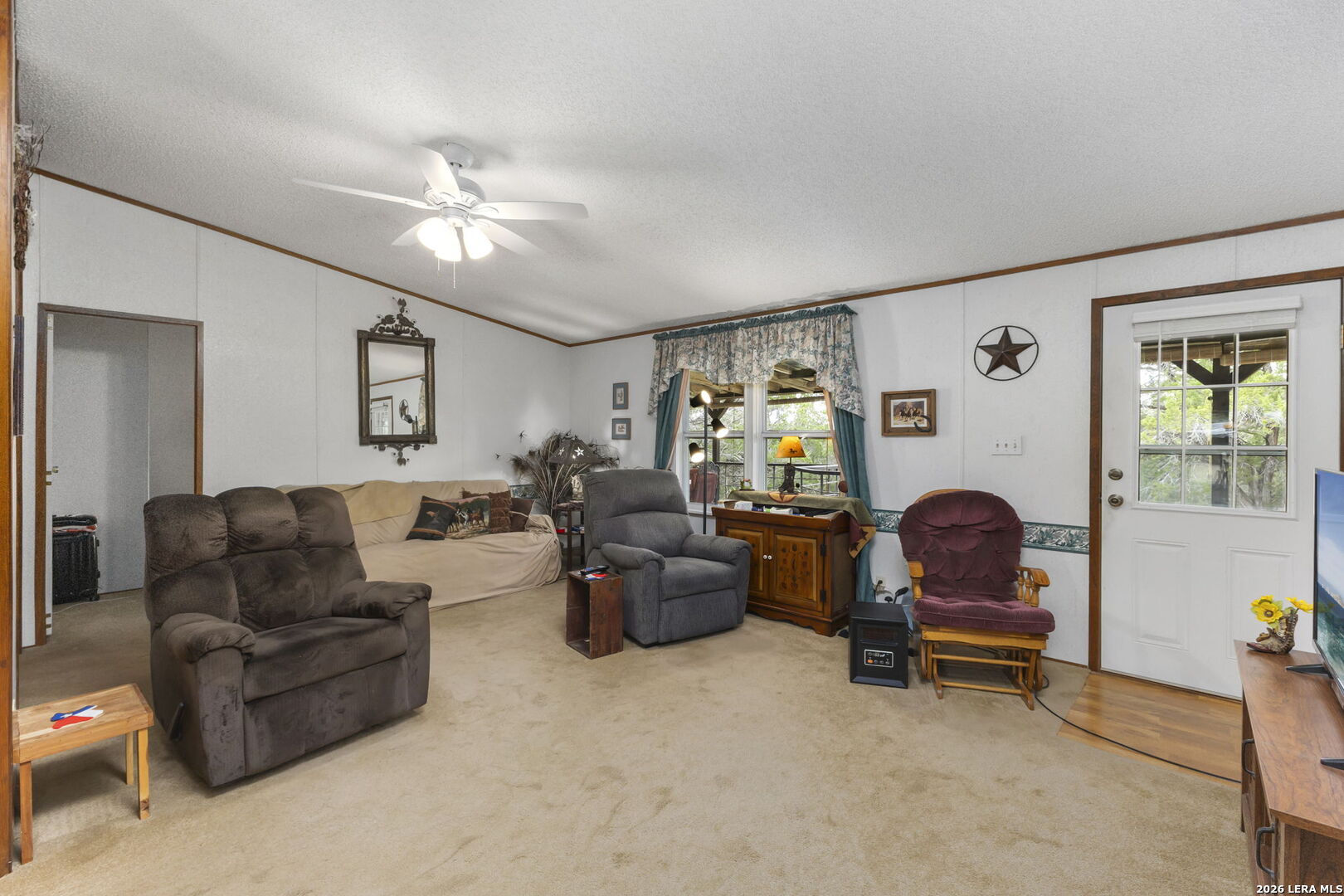 1522 FOREST TRAIL DR