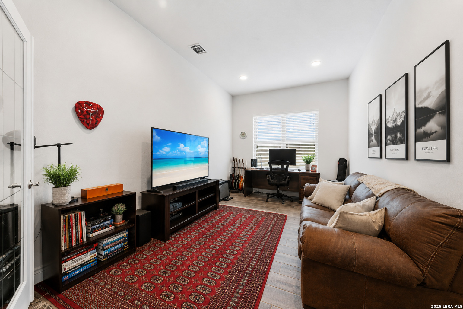 1907 Cottonwood Way